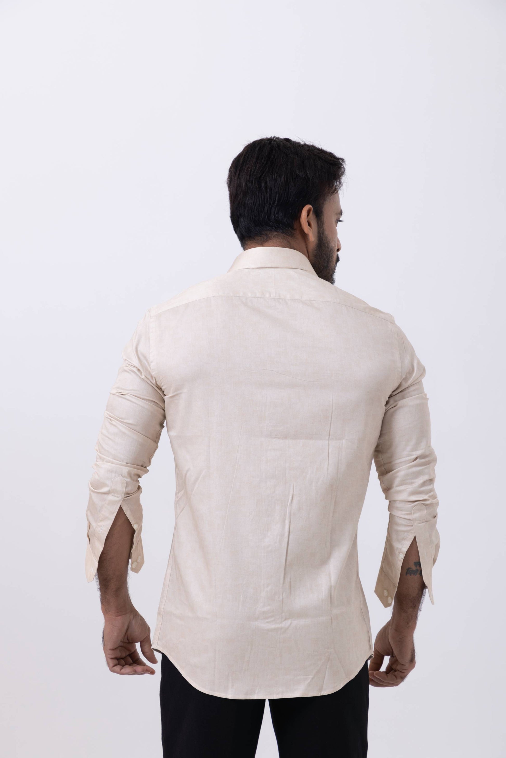 Back view of a men's off white Giza cotton shirt, showcasing a stylish regular fit and unique sleeve design.
