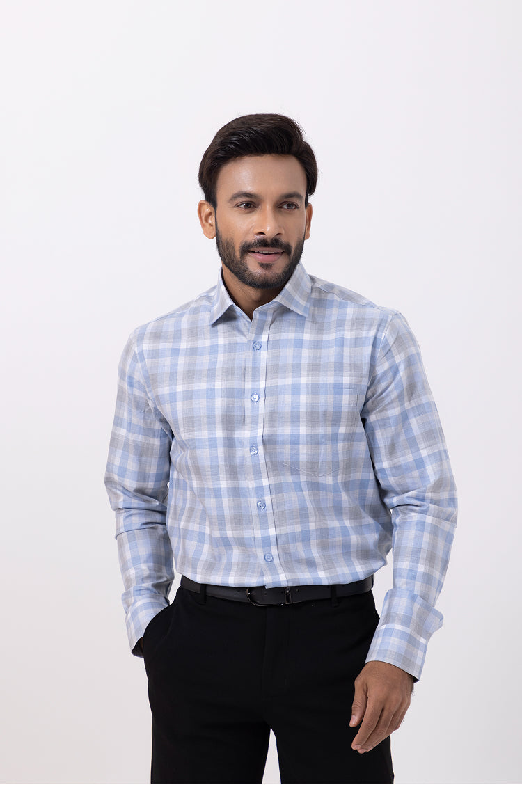 Giza Men Blue & white Checked Regular Fit Shirt